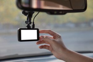 Hay muchos beneficios de tener una cámara para salpicadero.