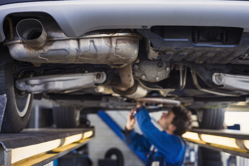 Tiene el derecho legal de elegir e ir a cualquier taller de reparación que desee, aunque tu compañía de seguro de automóviles te hayan recomendado uno.