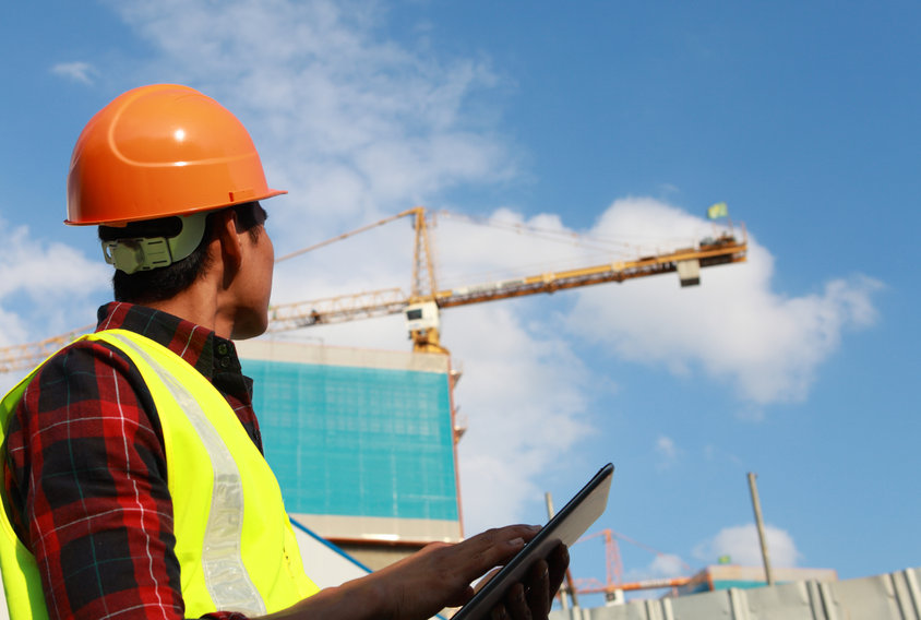 Aunque no son la mayoría en la industria de la construcción, los trabajadores hispanos están expuestos a muchos tipos diferentes de peligros para la salud.