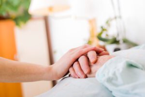Los latinos enfrentan el mayor aumento de casos de enfermedad de Alzheimer y demencias relacionadas de cualquier grupo racial/étnico en los Estados Unidos.