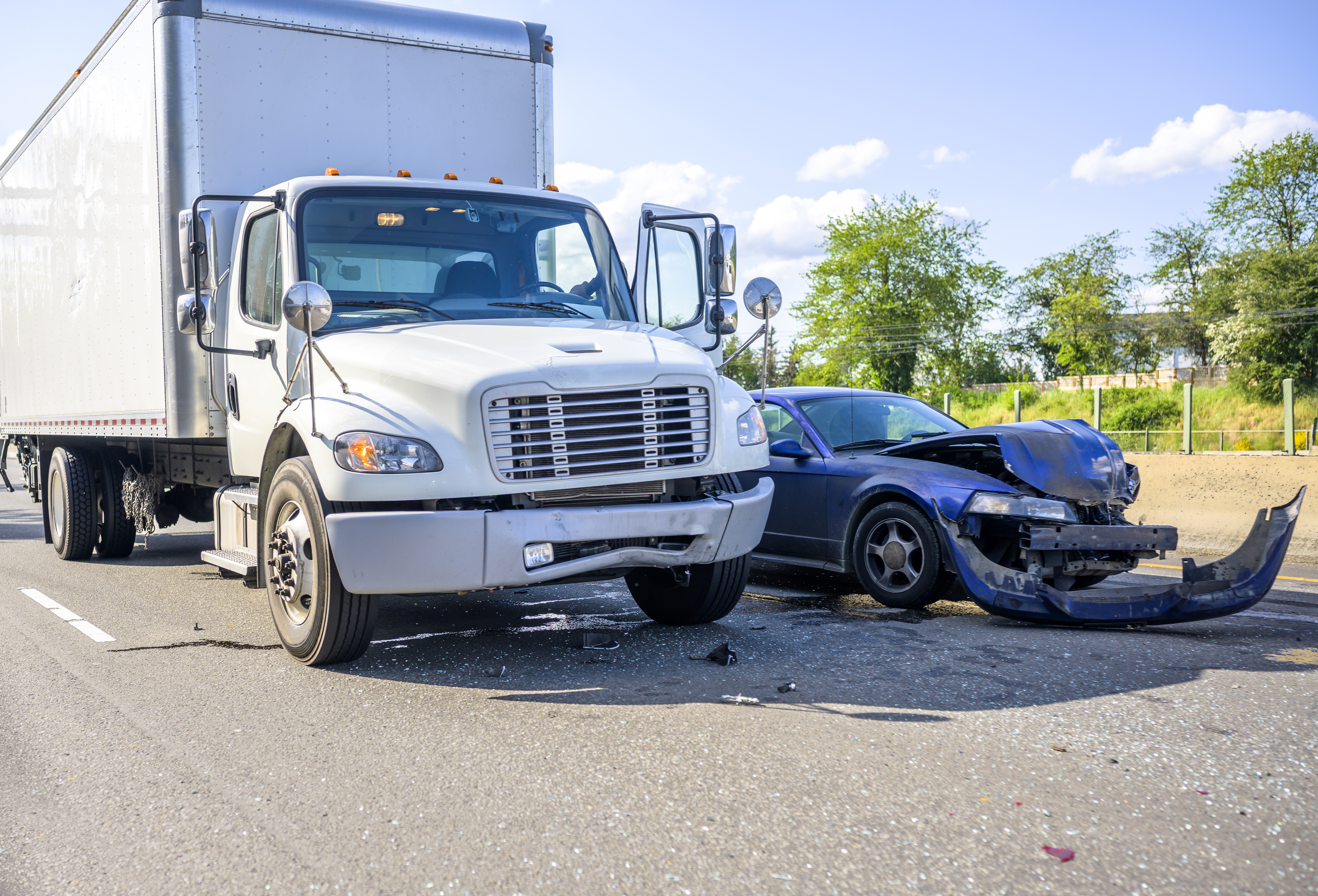 ¿Se ha lesionado recientemente en un accidente de camión comercial? Tenemos las cualidades que busca en el mejor abogado de accidentes de camiones de Waco.