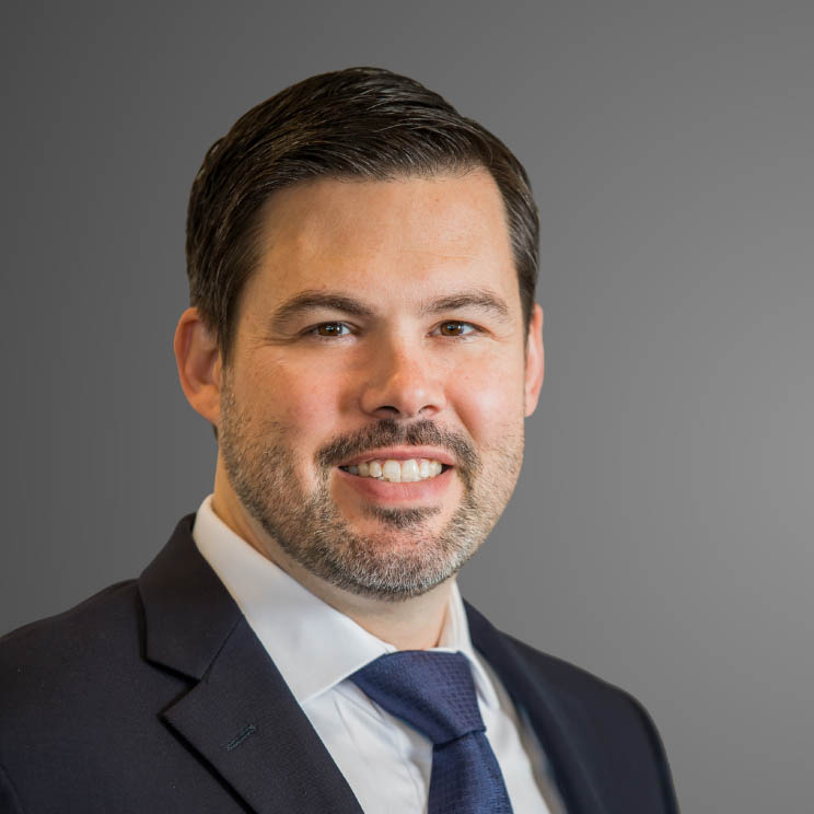 licenciado Nathan Kennedy, abogado de lesiones personales en Texas