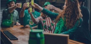 Evita conducir intoxicado o bajo la influencia, evita un DWI el Día de San Patricio