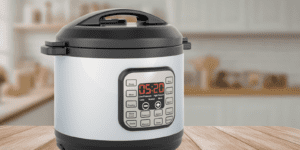 noticias de la demanda de ollas de presión 2026. Las ollas multiusos pueden cuasar quemaduras severas y desfiguración por defectos de fabricación.