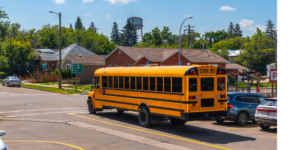 Conoce quién puede ser responsable de un accidente de autobús escolar en Texas