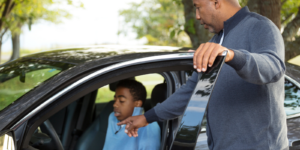 conductores adolescentes, programa de gdl en Texas, licencias de aprendizaje en Texas, ponerle límites a tus hijos antes de darles las llaves de tu auto