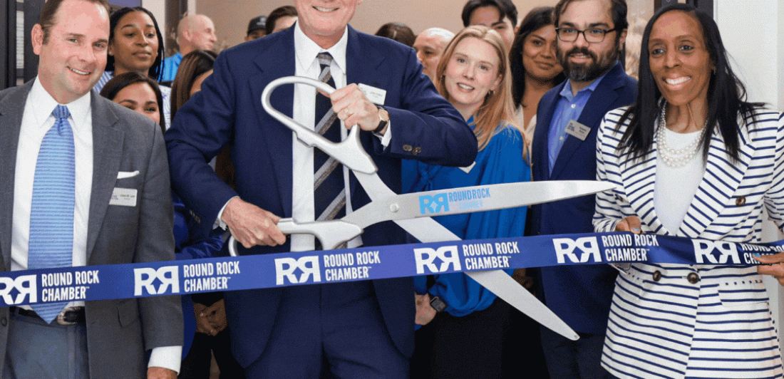 GIF-Round-Rock-Ribbon-Cutting-¡Lo-logramos-large-text